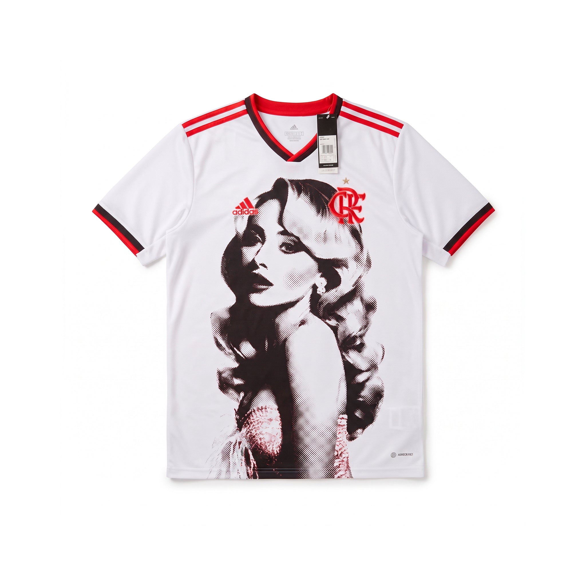 CAMISA SABRINA CARPENTER FLAMENGO